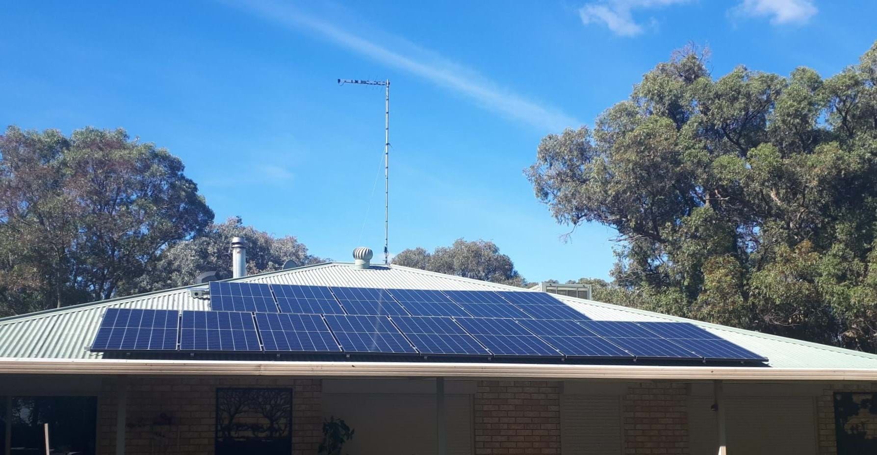 We make choosing solar panels easy and convenient.